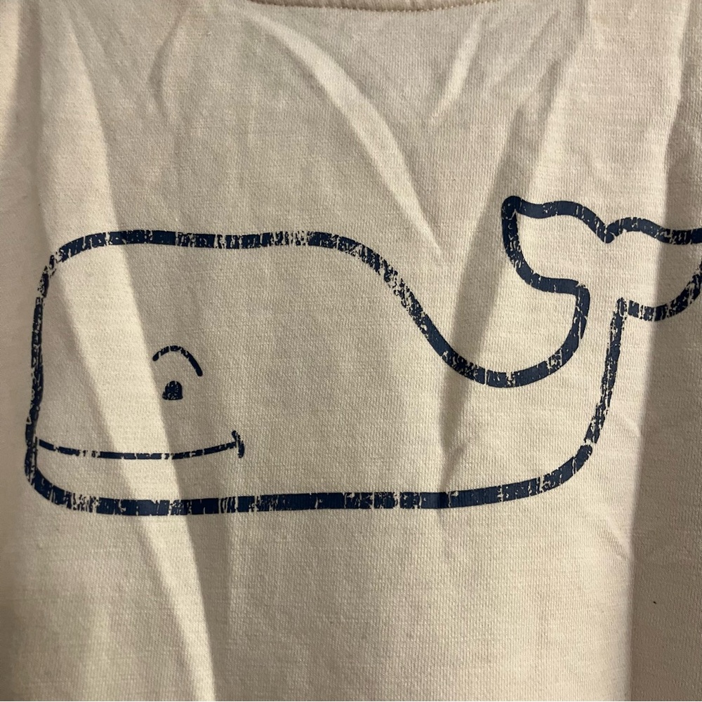 Vineyard Vines- Whale Logo Sweatshirt in Pale Yellow, NWOT, Size Large